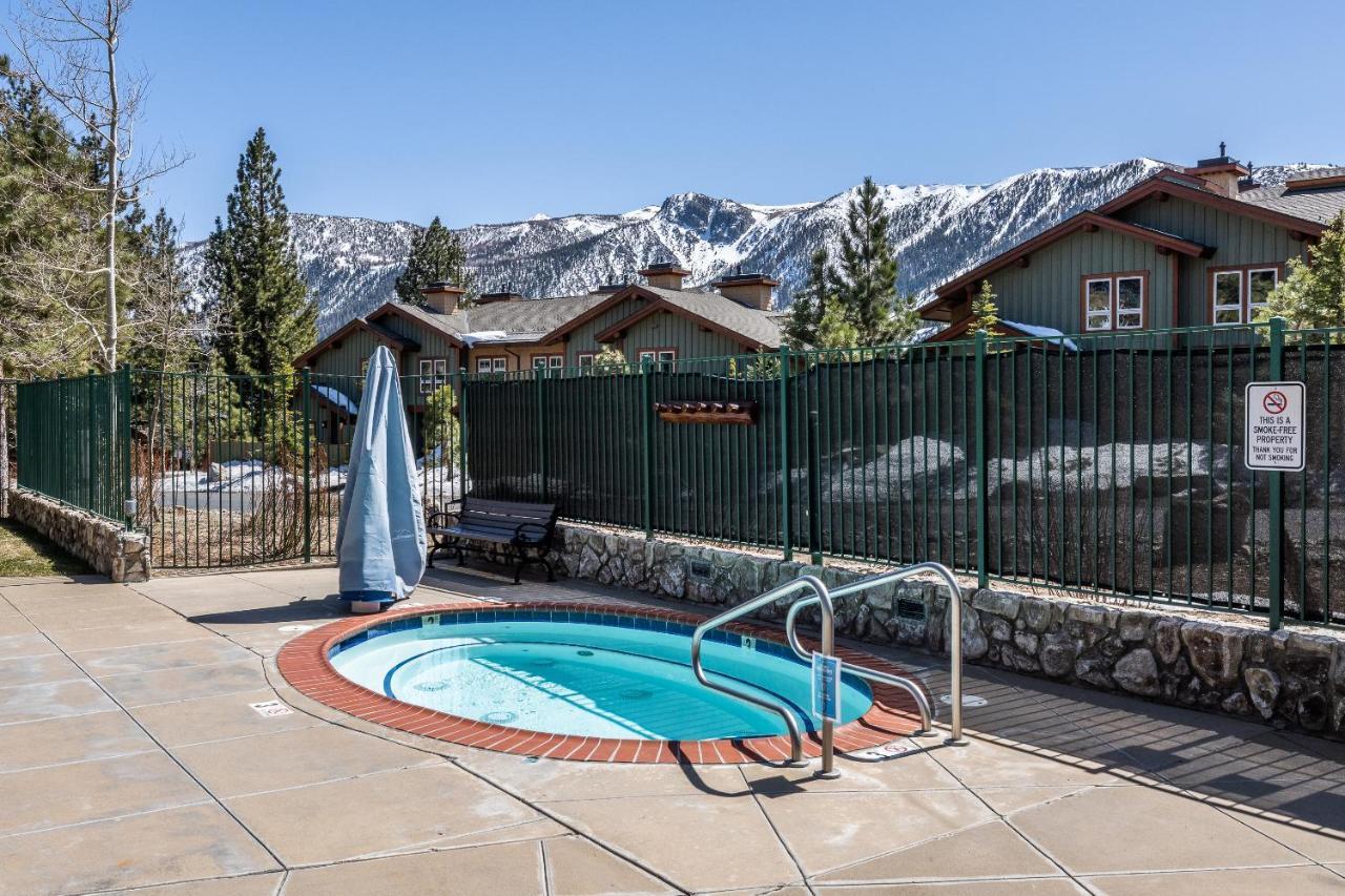 Juniper Springs Lodge #413 - Luxury Ski In Ski Out! 2 Bedroom Μαμούθ Λέικς Εξωτερικό φωτογραφία
